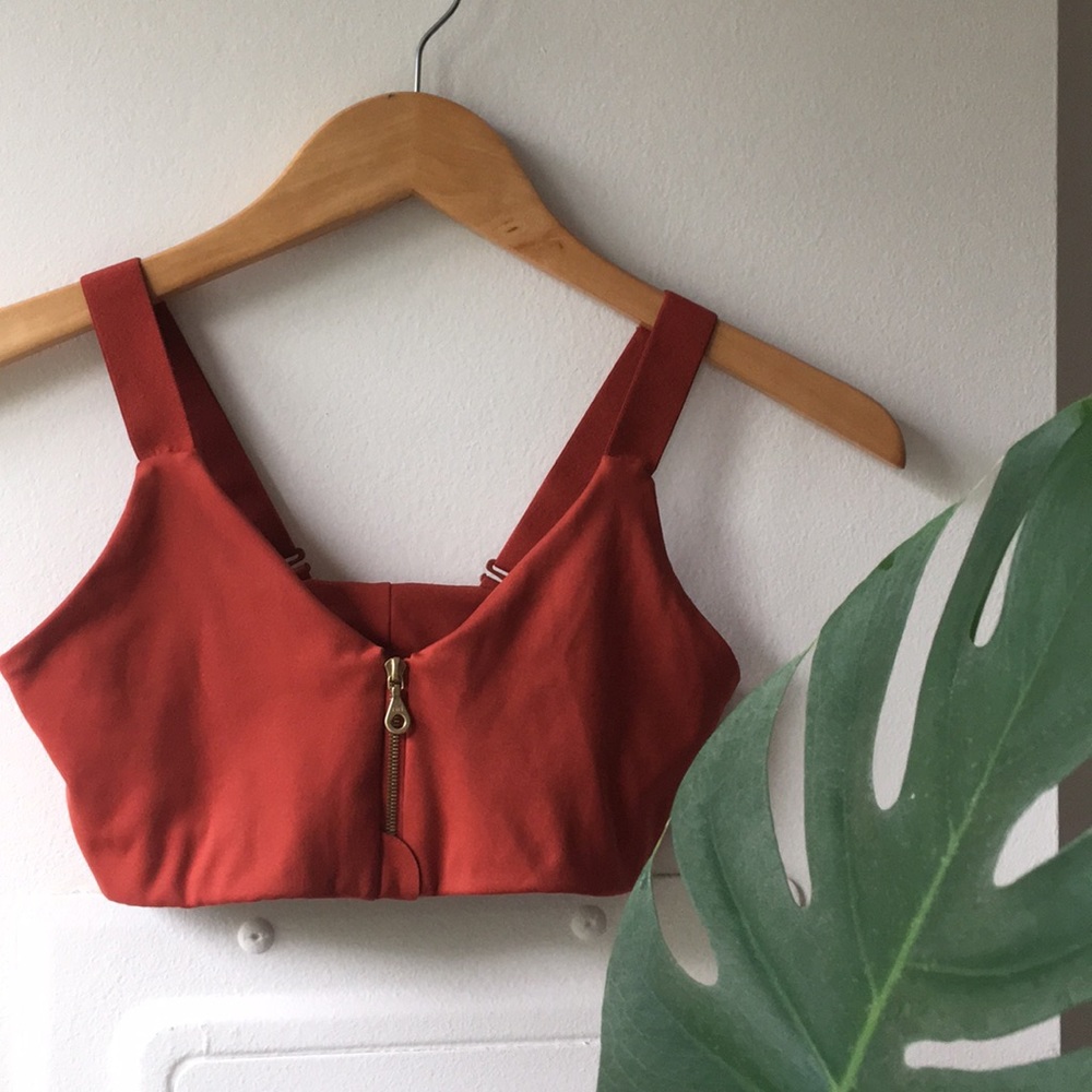 NWOT Girlfriend Collective Monroe Bra🔥🍁🧡